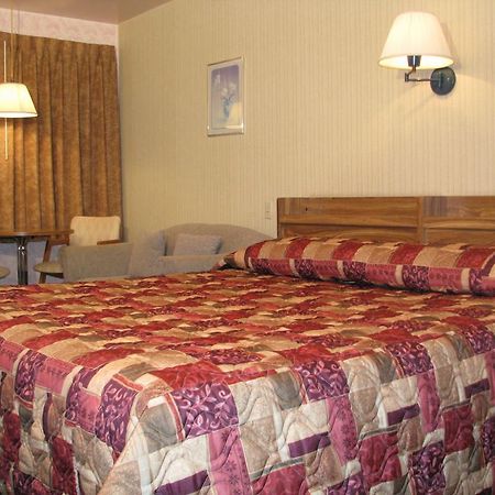 Motel St Moritz Sainte-Agathe-des-Monts Extérieur photo